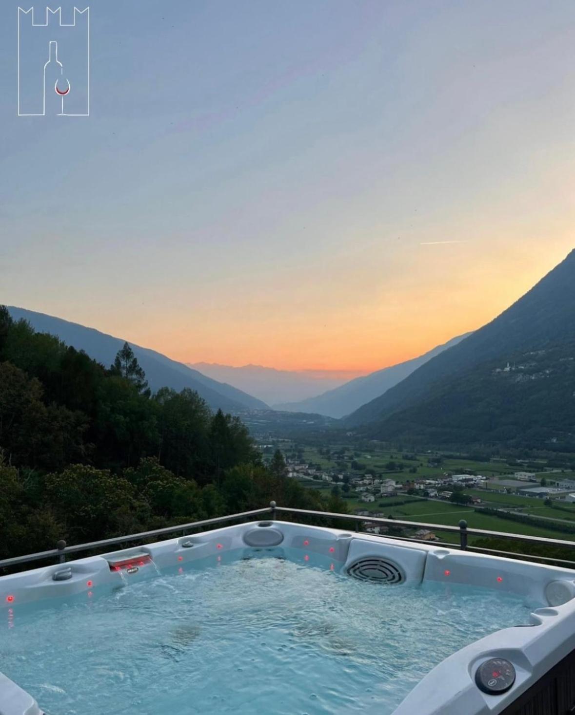 Foppoli Castle, Private 11Th Century Fortress With Panoramic View, Sauna And Hot Tub Overlooking The Valtellina Mazzo di Valtellina 외부 사진
